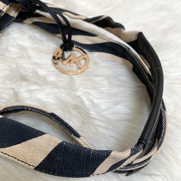 MICHAEL KORS X-Large Black/White Zebra Pattern Canvas Beach Tote Leather Trim - Picture 8 of 16